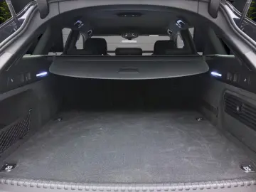 AUDI A6 Avant 50 TFSIe Q ADVANCED AHK HD-MATRIX NAVI