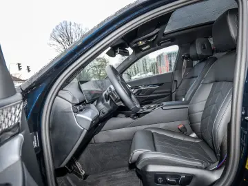 BMW 550e xDrive Limousine M Sport Pro AHK Pano DA Pr