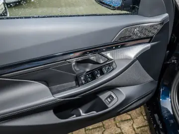 BMW 550e xDrive Limousine M Sport Pro AHK Pano DA Pr