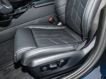 BMW 550e xDrive Limousine M Sport Pro AHK Pano DA Pr