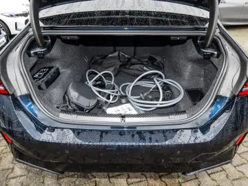 BMW 550e xDrive Limousine M Sport Pro AHK Pano DA Pr