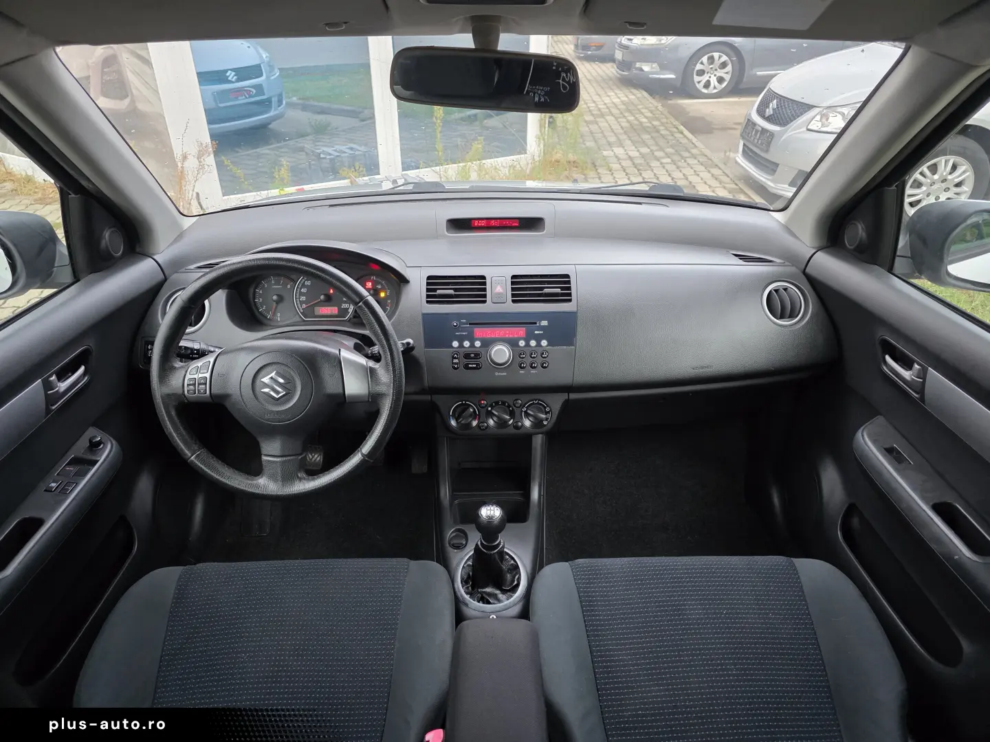 Inmatriculat Ro  Rate fixe