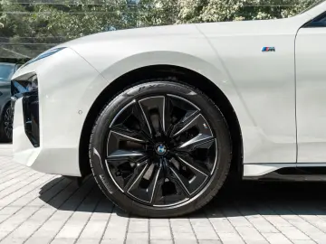 BMW 740d xDrive M SPORT.SOFTC.SKY.MASSAGE.AHK.5 100