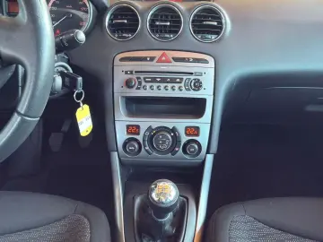 Peugeot 308 Gen-I-2007-2013