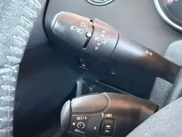 Peugeot 308 Gen-I-2007-2013