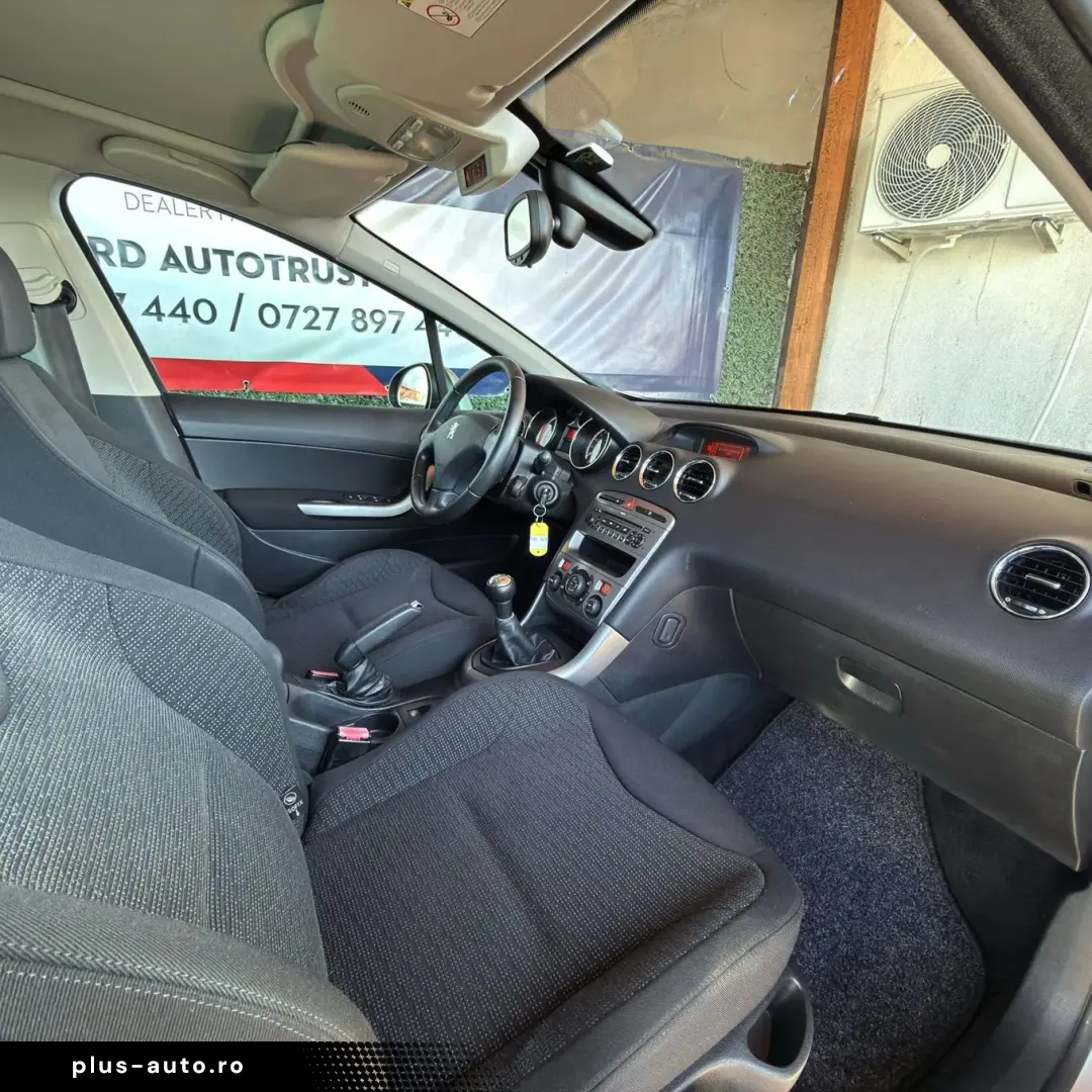 Peugeot 308 Gen-I-2007-2013