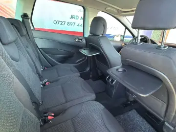 Peugeot 308 Gen-I-2007-2013