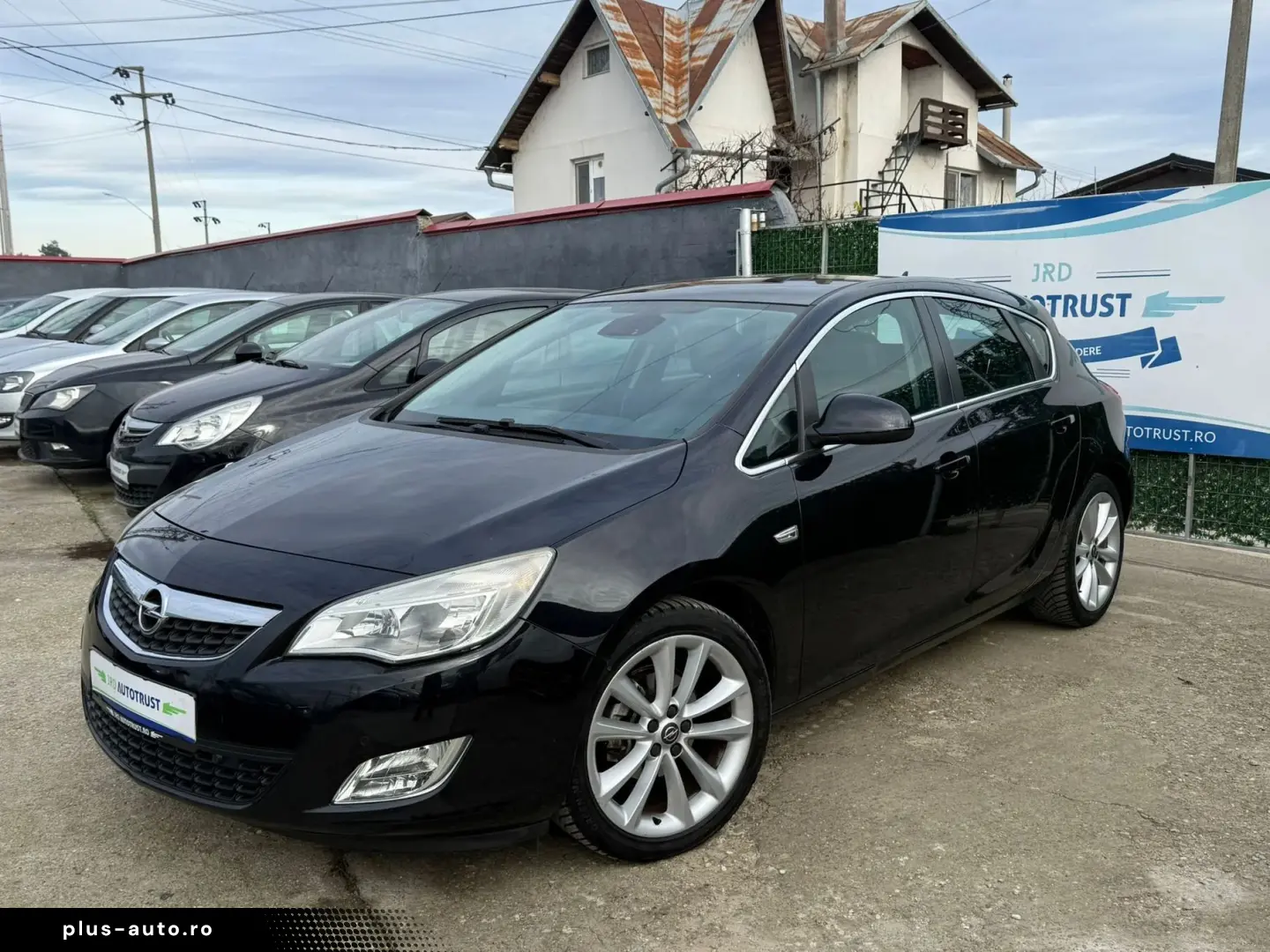 Opel Astra Gen-J-2009-2018