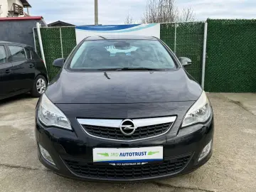 Opel Astra Gen-J-2009-2018