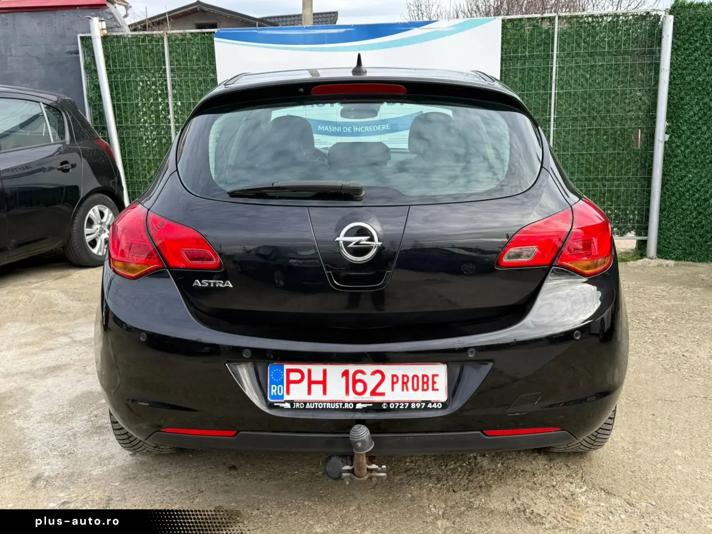 Opel Astra Gen-J-2009-2018