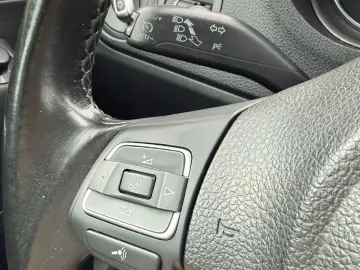 Volkswagen Polo Gen-V-2009-2017