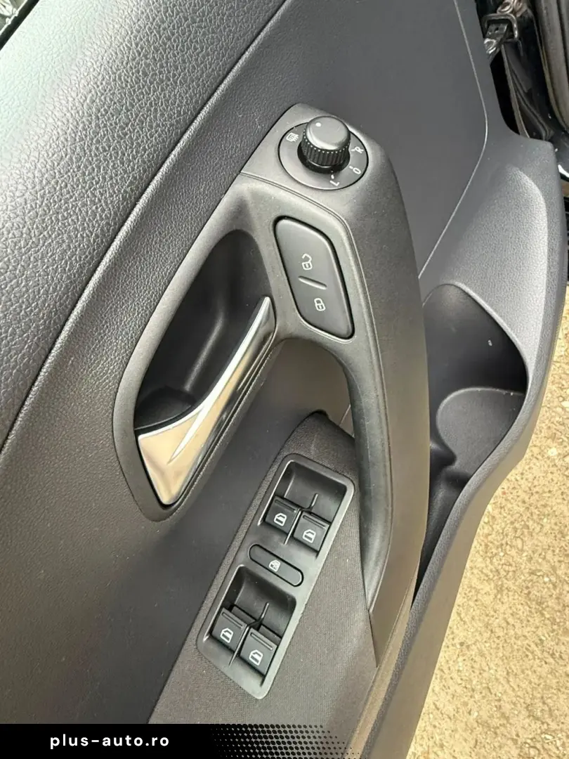 Volkswagen Polo Gen-V-2009-2017