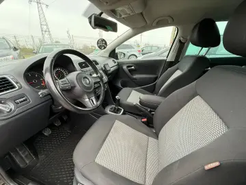 Volkswagen Polo Gen-V-2009-2017