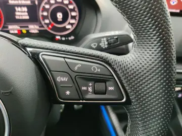 AUDI Q2 S line 40 TFSI Quattro