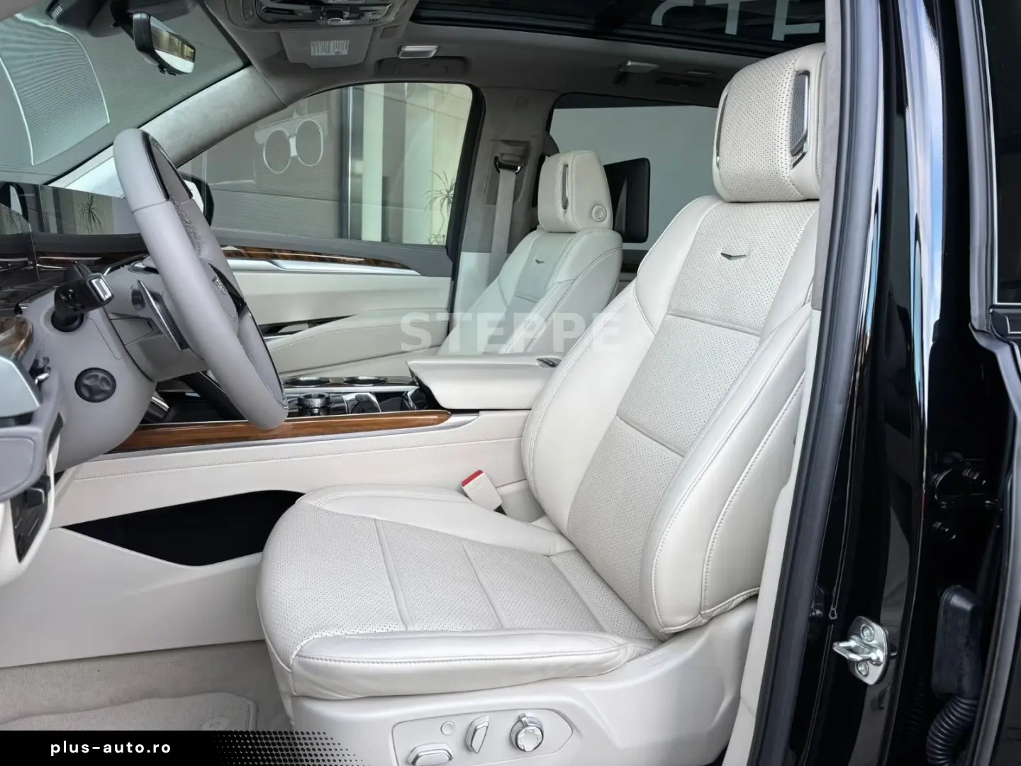 Cadillac Escalade FACELIFT MY26 6.2 V8 ESV Sport Platinum