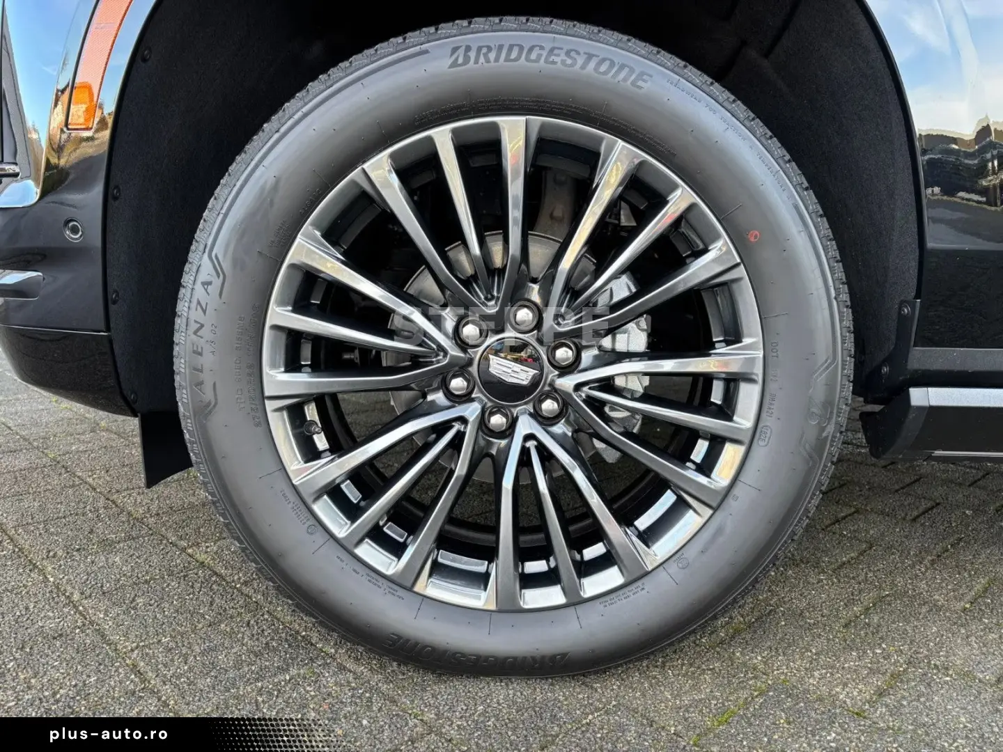 Cadillac Escalade FACELIFT MY26 6.2 V8 ESV Sport Platinum