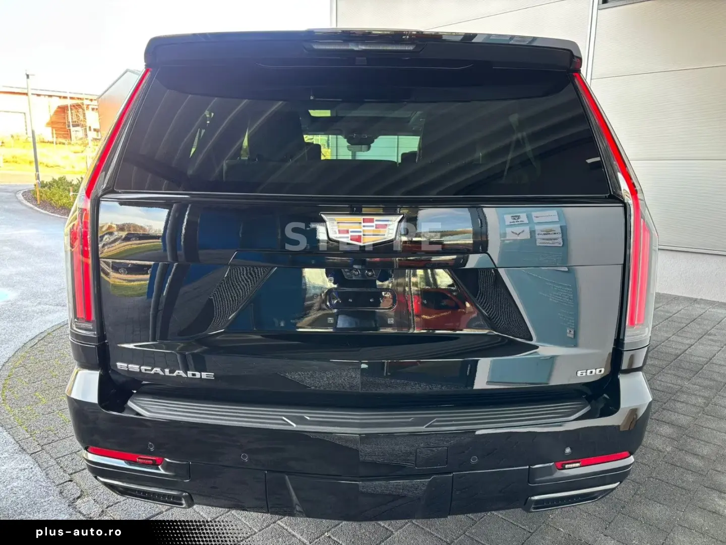 Cadillac Escalade FACELIFT MY26 6.2 V8 ESV Sport Platinum