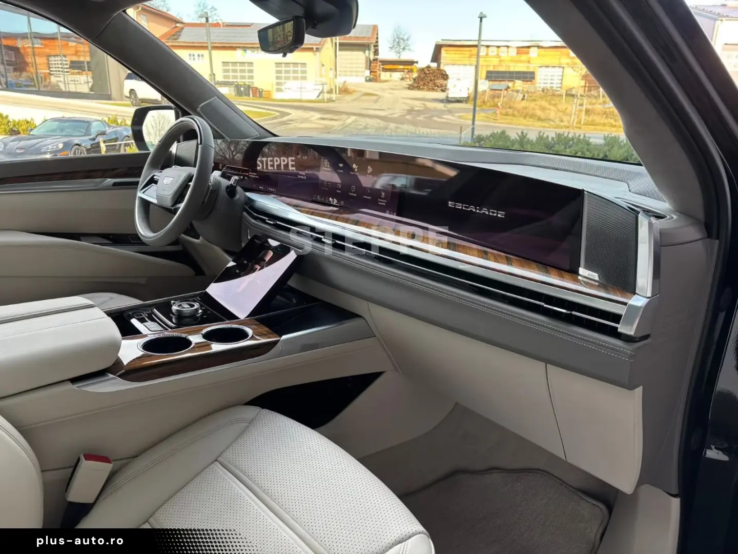 Cadillac Escalade FACELIFT MY26 6.2 V8 ESV Sport Platinum