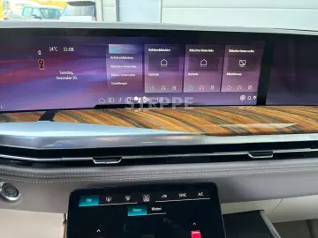 Cadillac Escalade FACELIFT MY26 6.2 V8 ESV Sport Platinum