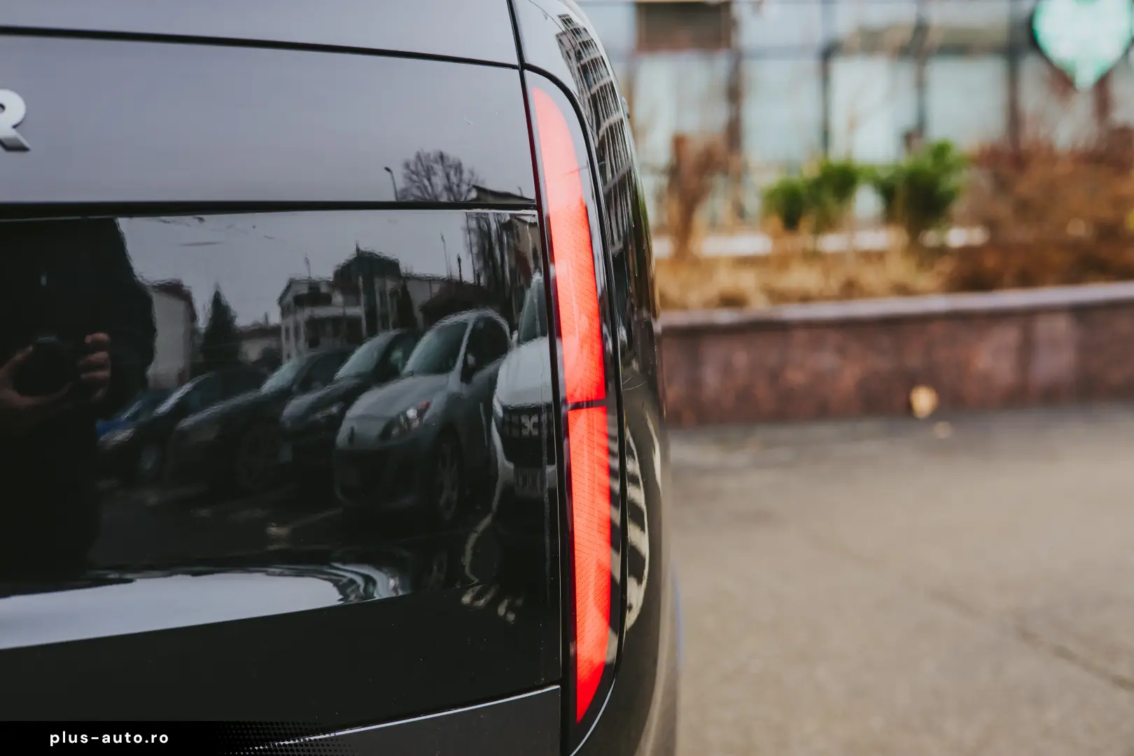 Range Rover Autobiography  cesiune de leasing operațional