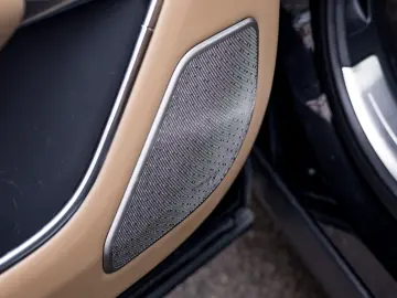 Range Rover Autobiography  cesiune de leasing operațional