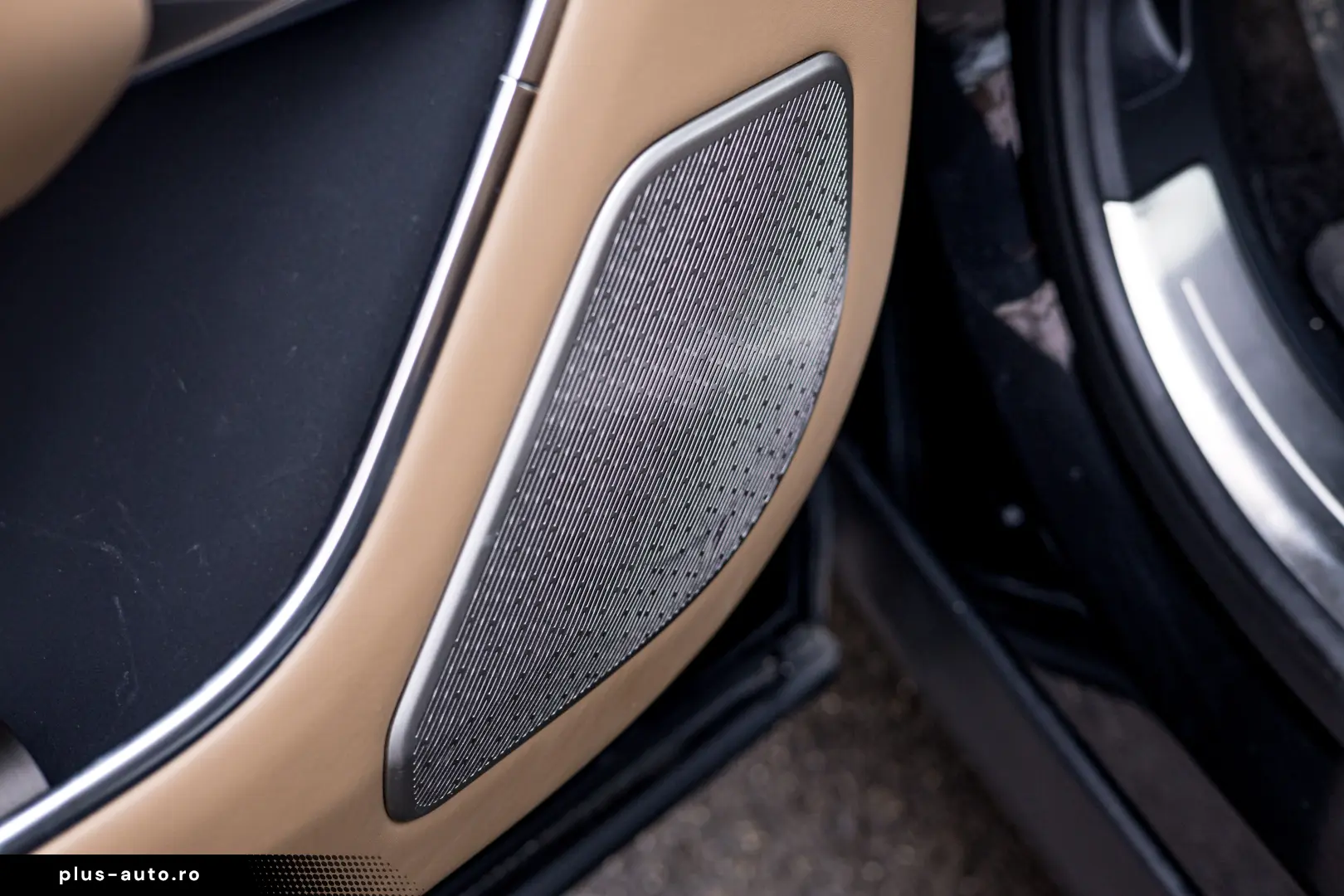 Range Rover Autobiography  cesiune de leasing operațional