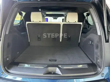 Cadillac Escalade FACELIFT MY26 6.2 V8 ESV Sport Platinum