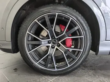 Audi Q8 3.0 TDI Quattro Tiptronic MHEV (Pachet Exclusive)