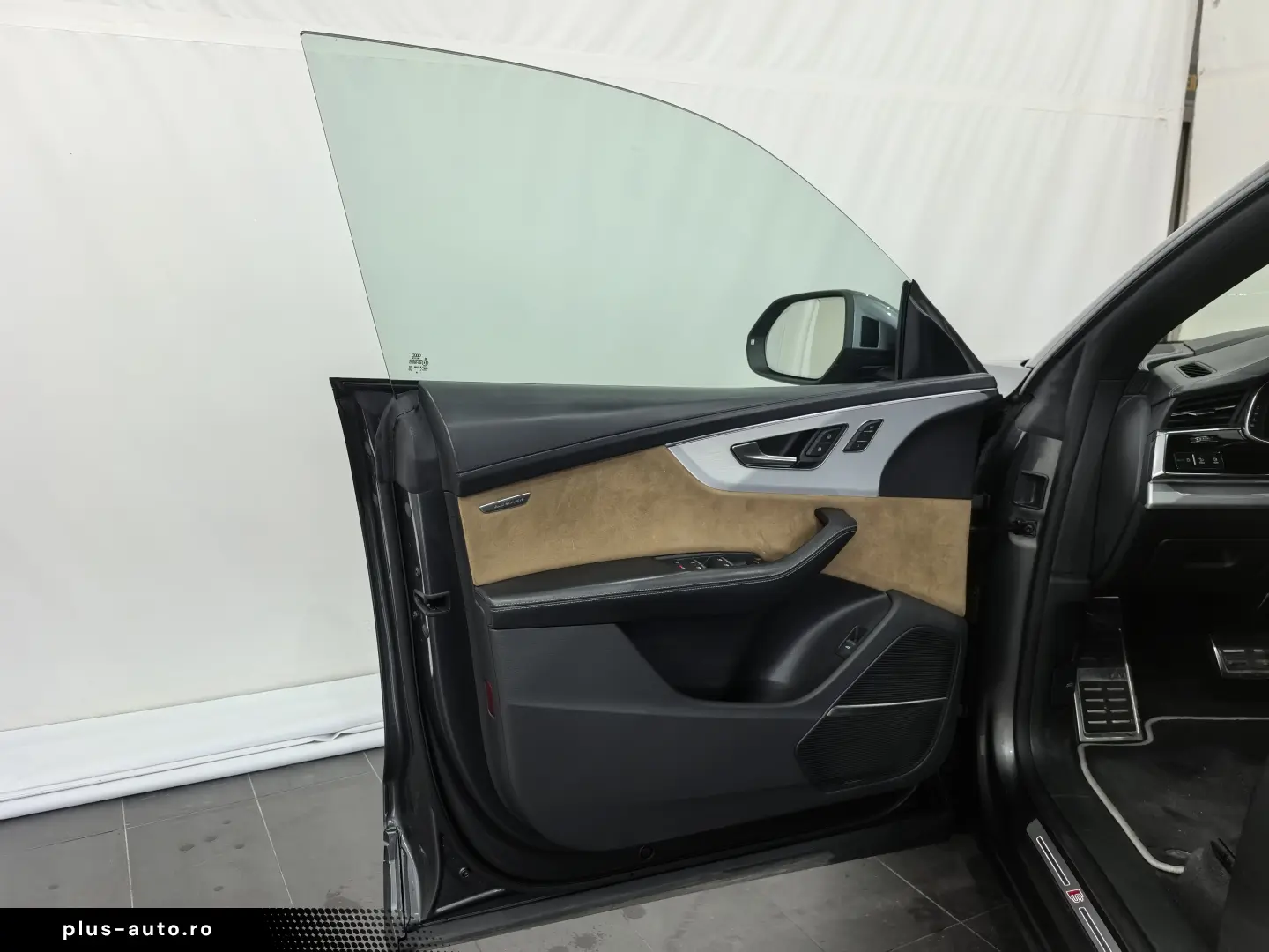 Audi Q8 3.0 TDI Quattro Tiptronic MHEV (Pachet Exclusive)