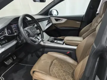 Audi Q8 3.0 TDI Quattro Tiptronic MHEV (Pachet Exclusive)