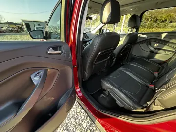 Ford Kuga 1.5 EcoBoost Automat  Titanium  4x4