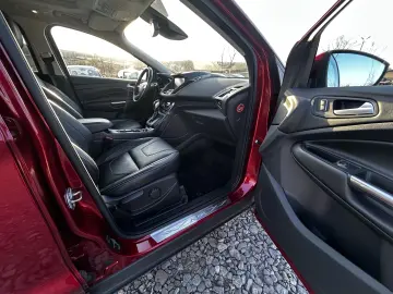 Ford Kuga 1.5 EcoBoost Automat  Titanium  4x4