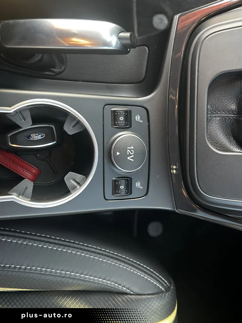 Ford Kuga 1.5 EcoBoost Automat  Titanium  4x4