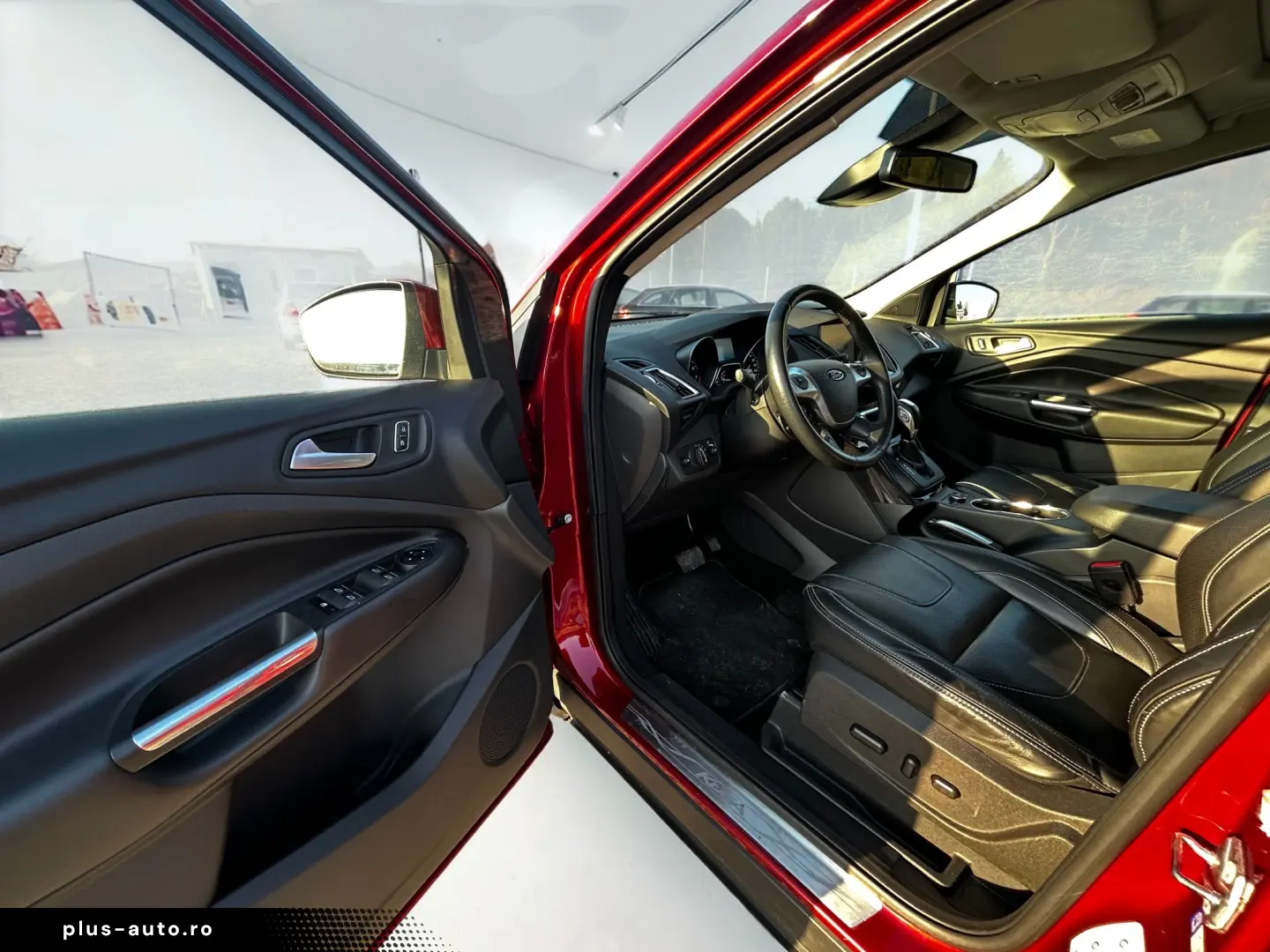 Ford Kuga 1.5 EcoBoost Automat  Titanium  4x4