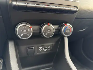 Renault CLIO 1.5 BLUE DCI 100HP EQUILIBRE