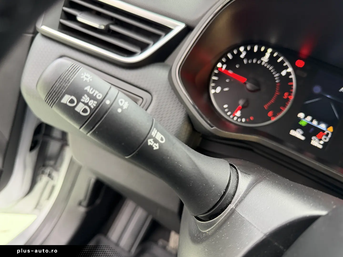 Renault CLIO 1.5 BLUE DCI 100HP EQUILIBRE