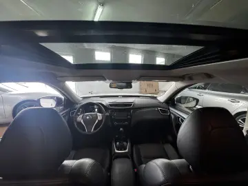 NISSAN X-Trail 1.6 dCi TEKNA Xtronic