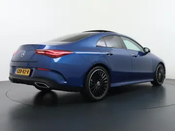 MERCEDES-BENZ CLA 180 AMG Line   Panorama - Schiebed&hellip;