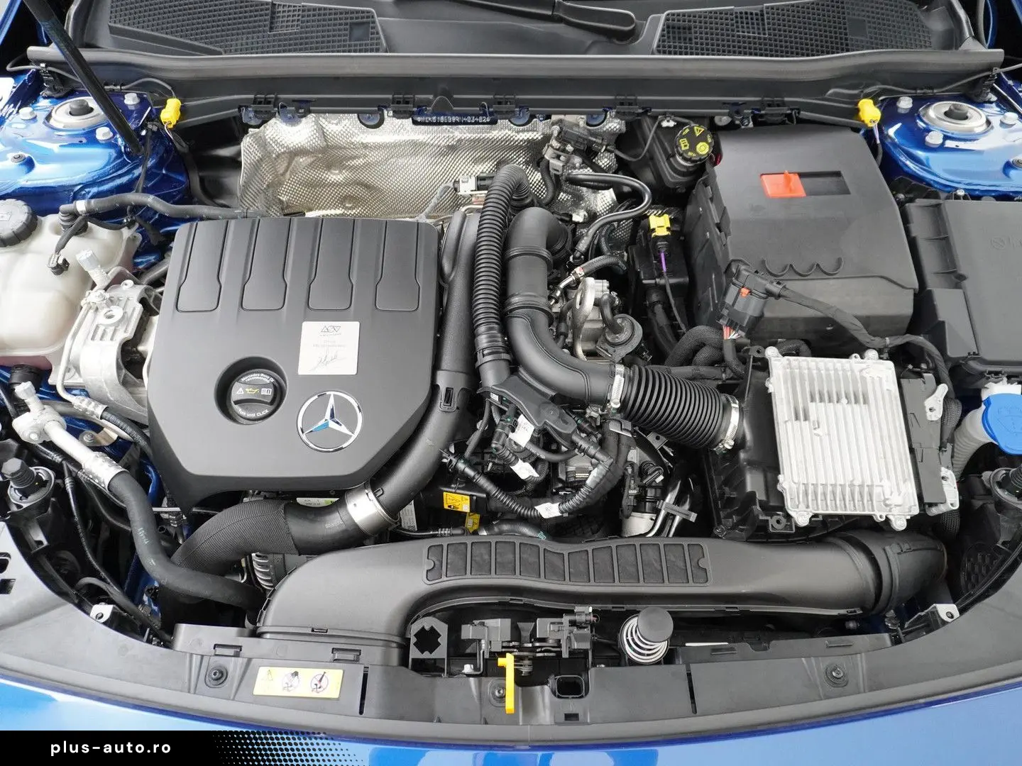 MERCEDES-BENZ CLA 180 AMG Line   Panorama - Schiebed&hellip;