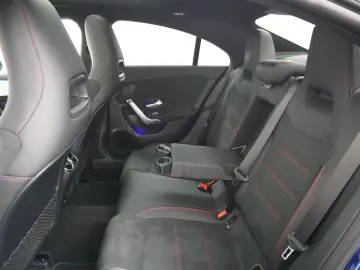 MERCEDES-BENZ CLA 180 AMG Line   Panorama - Schiebed&hellip;