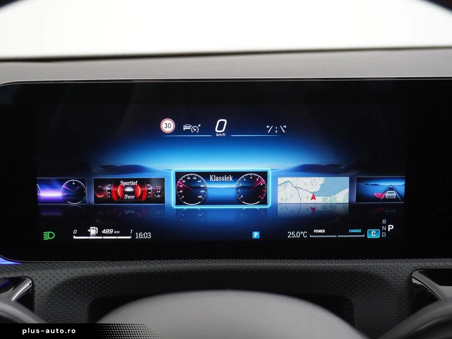 MERCEDES-BENZ CLA 180 AMG Line   Panorama - Schiebed&hellip;