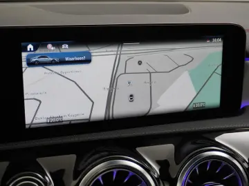 MERCEDES-BENZ CLA 180 AMG Line   Panorama - Schiebed&hellip;