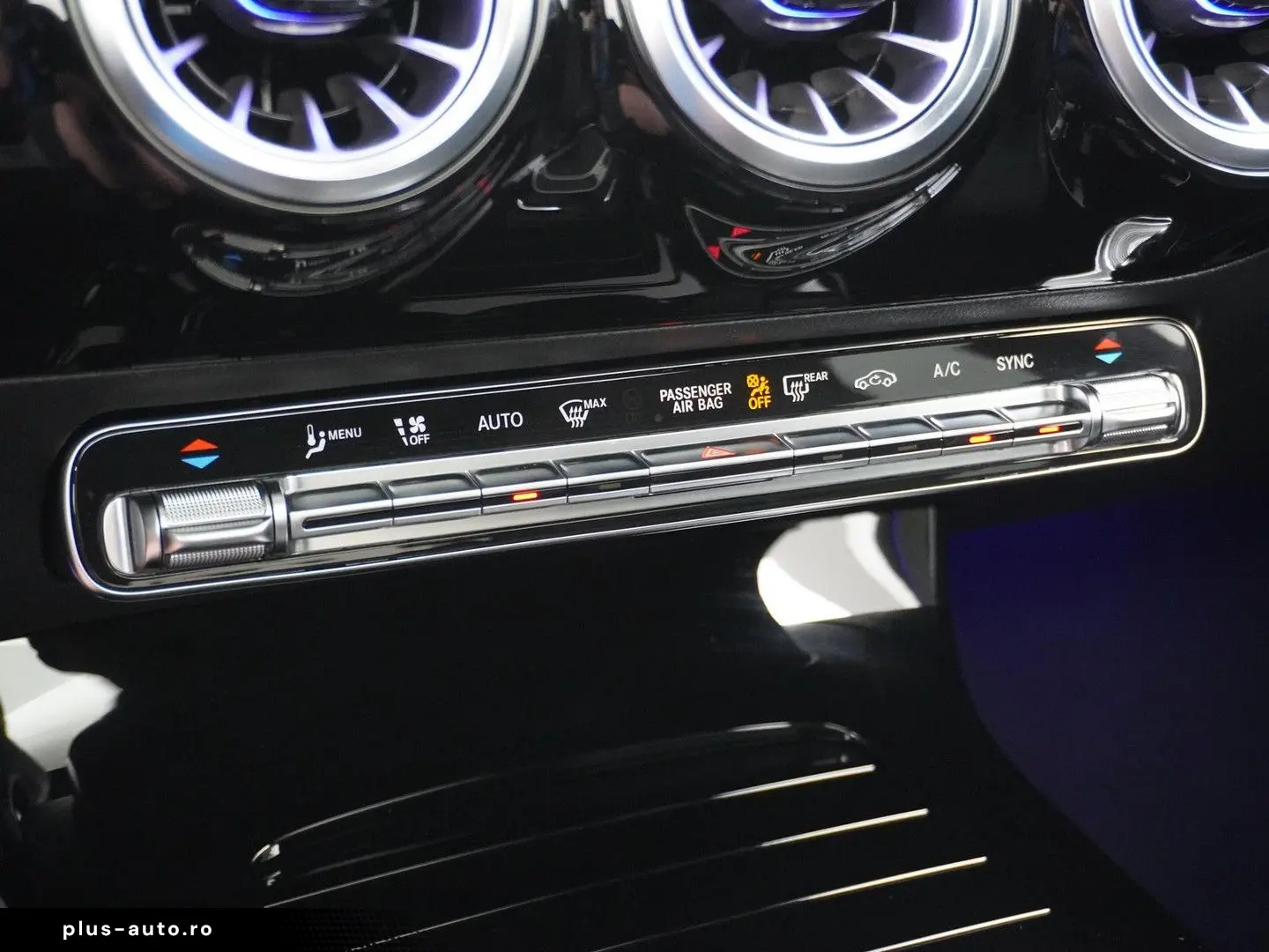 MERCEDES-BENZ CLA 180 AMG Line   Panorama - Schiebed&hellip;