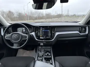 Volvo XC60 2019 D4 Momentum