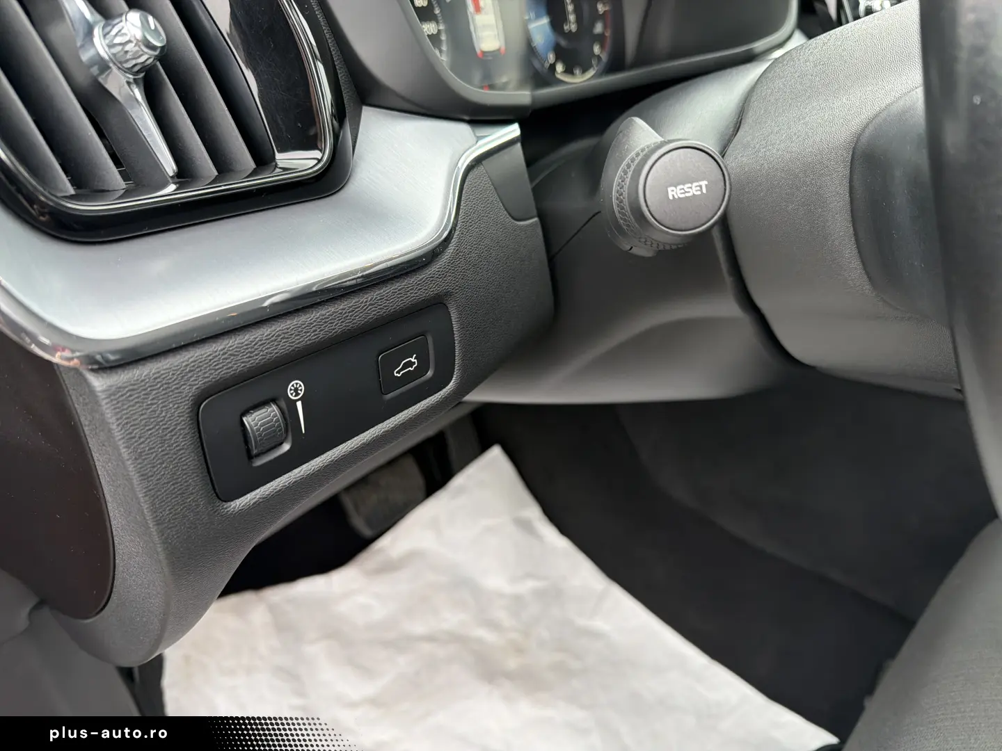 Volvo XC60 2019 D4 Momentum