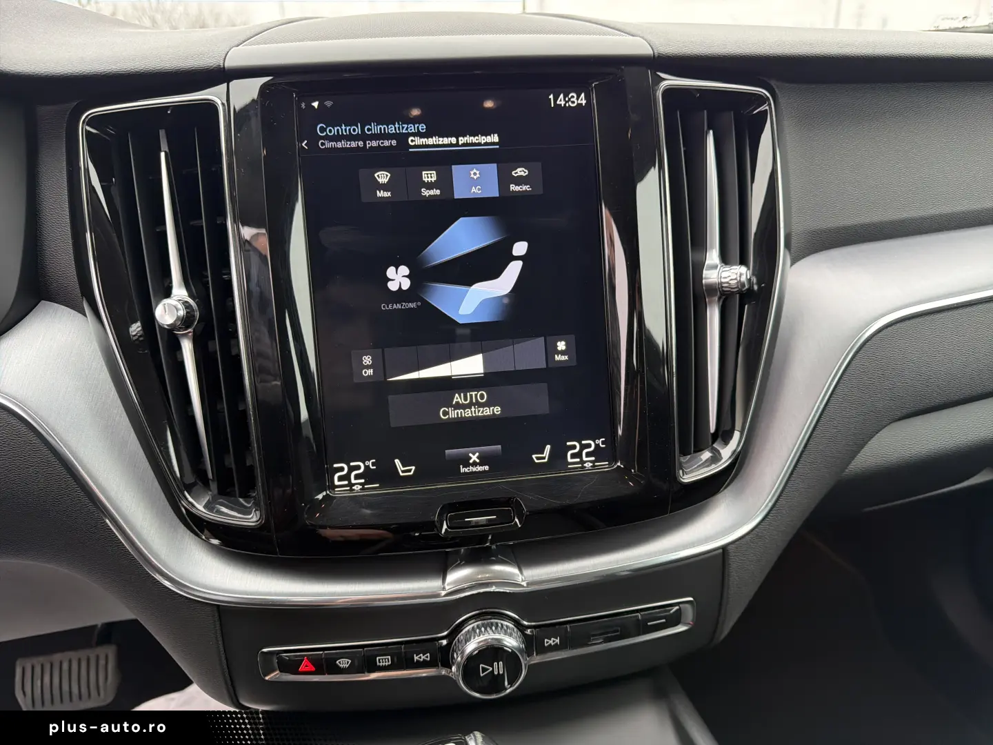 Volvo XC60 2019 D4 Momentum