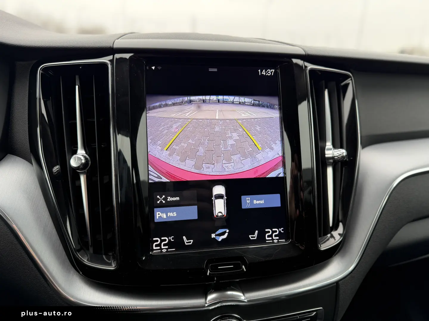 Volvo XC60 2019 D4 Momentum