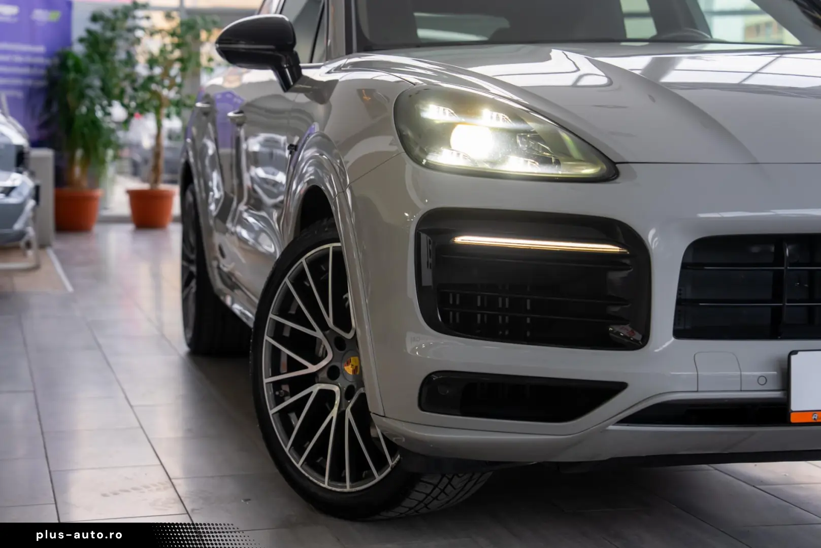 Porsche Cayenne Coupe e-Hybrid