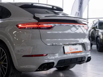 Porsche Cayenne Coupe e-Hybrid