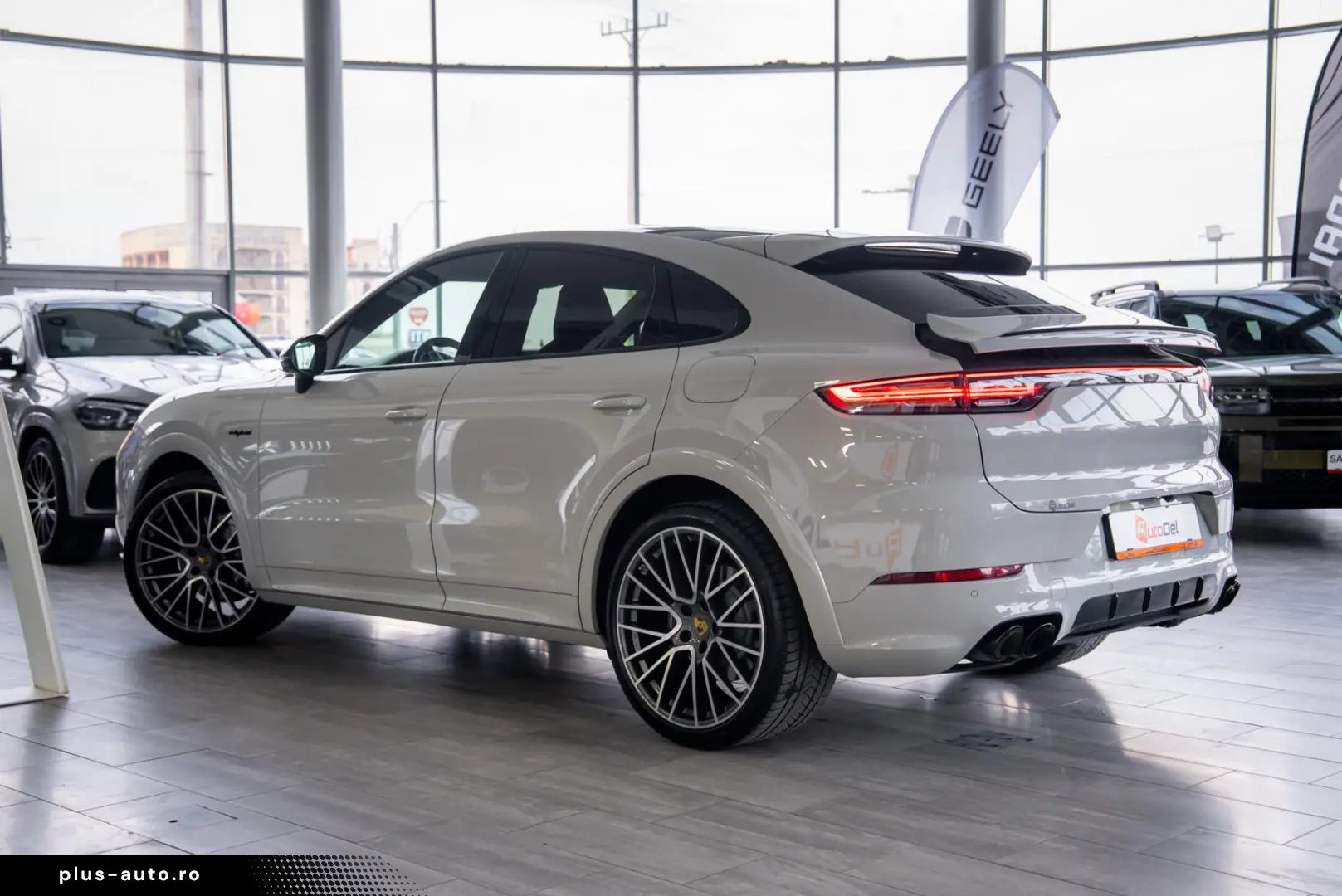 Porsche Cayenne Coupe e-Hybrid